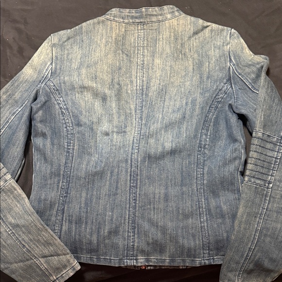Guess Light Blue Denim Jacket - Picture 4 of 4